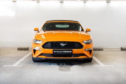 Продажа Ford Mustang VI Рестайлинг 2.3 AT (330 л.с.) 2020 Оранжевый в Автодом