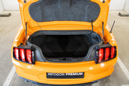 Продажа Ford Mustang VI Рестайлинг 2.3 AT (330 л.с.) 2020 Оранжевый в Автодом