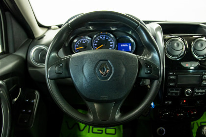 Продажа Renault Duster I Рестайлинг 2.0 MT (143 л.с.) 2016 Зеленый в Автодом