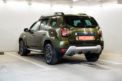 Продажа Renault Duster I Рестайлинг 2.0 MT (143 л.с.) 2016 Зеленый в Автодом