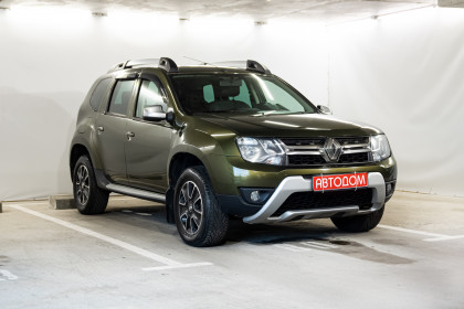 Продажа Renault Duster I Рестайлинг 2.0 MT (143 л.с.) 2016 Зеленый в Автодом