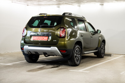 Продажа Renault Duster I Рестайлинг 2.0 MT (143 л.с.) 2016 Зеленый в Автодом