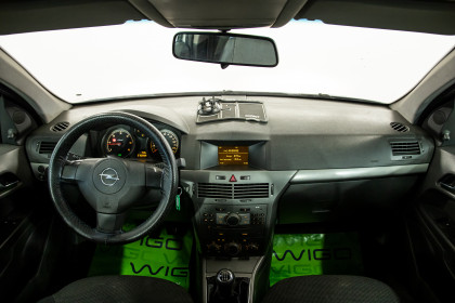 Продажа Opel Astra H 1.7 MT (100 л.с.) 2006 Серебристый в Автодом
