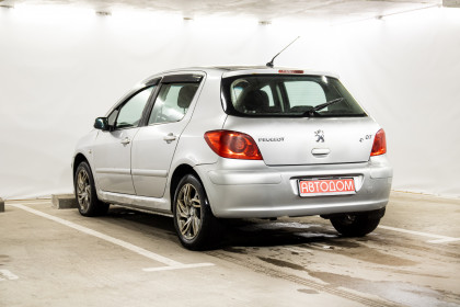 Продажа Peugeot 307 I Рестайлинг 1.6 AT (109 л.с.) 2007 Серебристый в Автодом