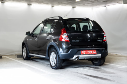 Продажа Renault Sandero I 1.6 MT (84 л.с.) 2012 Черный в Автодом