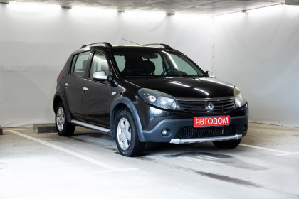 Продажа Renault Sandero I 1.6 MT (84 л.с.) 2012 Черный в Автодом