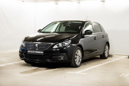 Продажа Peugeot 308 II Рестайлинг 1.2 AT (130 л.с.) 2021 Черный в Автодом