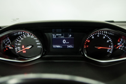 Продажа Peugeot 308 II Рестайлинг 1.2 AT (130 л.с.) 2021 Черный в Автодом