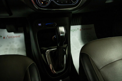 Продажа Renault Kaptur I 2.0 AT (143 л.с.) 2019 Черный в Автодом