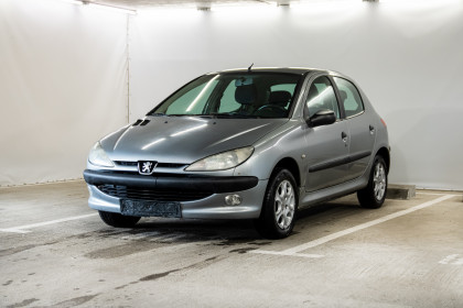 Продажа Peugeot 206 I 1.4 MT (68 л.с.) 2002 Серый в Автодом