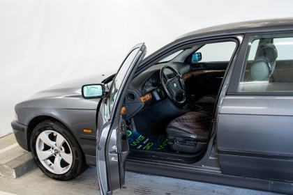 Продажа BMW 5 серии IV (E39) 523i 2.5 MT (170 л.с.) 1997 Серый в Автодом