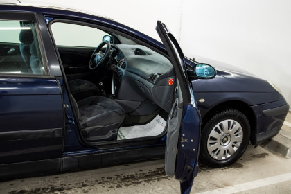 Продажа Citroen C5 I 2.0 MT (140 л.с.) 2002 Синий в Автодом