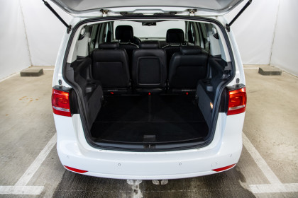 Продажа Volkswagen Touran I Рестайлинг 2 EcoFuel 1.4 AMT (150 л.с.) 2014 Белый в Автодом