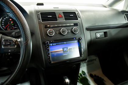 Продажа Volkswagen Touran I Рестайлинг 2 EcoFuel 1.4 AMT (150 л.с.) 2014 Белый в Автодом