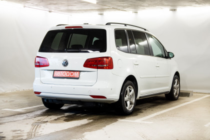 Продажа Volkswagen Touran I Рестайлинг 2 EcoFuel 1.4 AMT (150 л.с.) 2014 Белый в Автодом