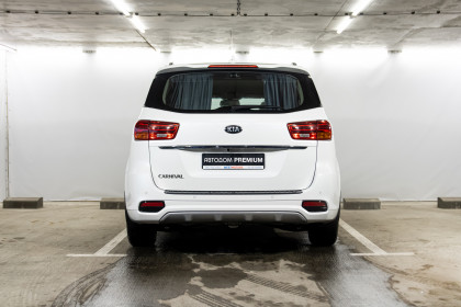Продажа Kia Carnival III 2.2 AT (202 л.с.) 2019 Белый в Автодом
