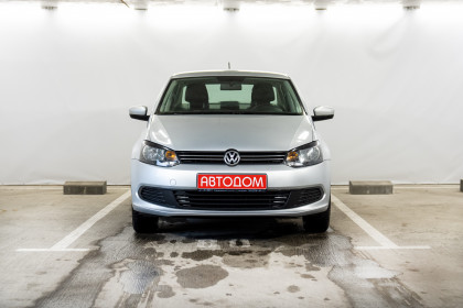 Продажа Volkswagen Polo V 1.6 MT (105 л.с.) 2013 Серебристый в Автодом