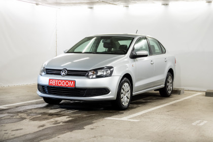 Продажа Volkswagen Polo V 1.6 MT (105 л.с.) 2013 Серебристый в Автодом