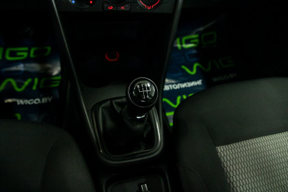 Продажа Volkswagen Polo V 1.6 MT (105 л.с.) 2013 Серебристый в Автодом