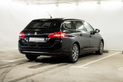 Продажа Peugeot 308 II Рестайлинг 1.2 AT (130 л.с.) 2021 Черный в Автодом