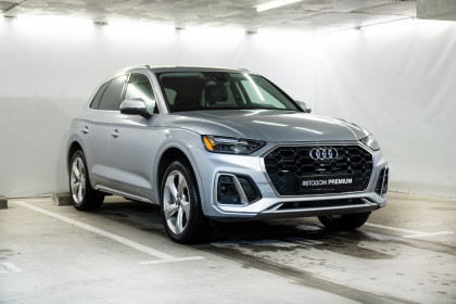 Продажа Audi Q5 II (FY) Рестайлинг 45 TFSI 2.0 AMT (265 л.с.) 2021 Серый в Автодом