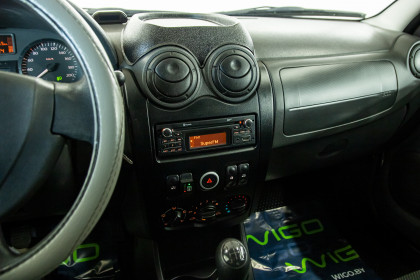 Продажа Lada (ВАЗ) Largus I 1.6 MT (102 л.с.) 2016 Белый в Автодом