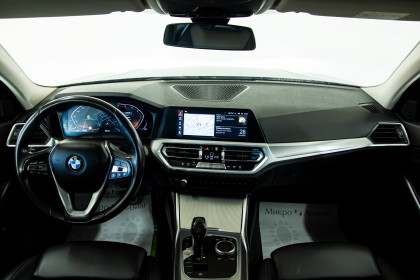 Продажа BMW 3 серии VII (G2x) 320d 2.0 AT (190 л.с.) 2020 Черный в Автодом