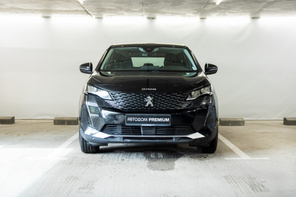 Продажа Peugeot 5008 II Рестайлинг 1.5 AT (130 л.с.) 2021 Черный в Автодом