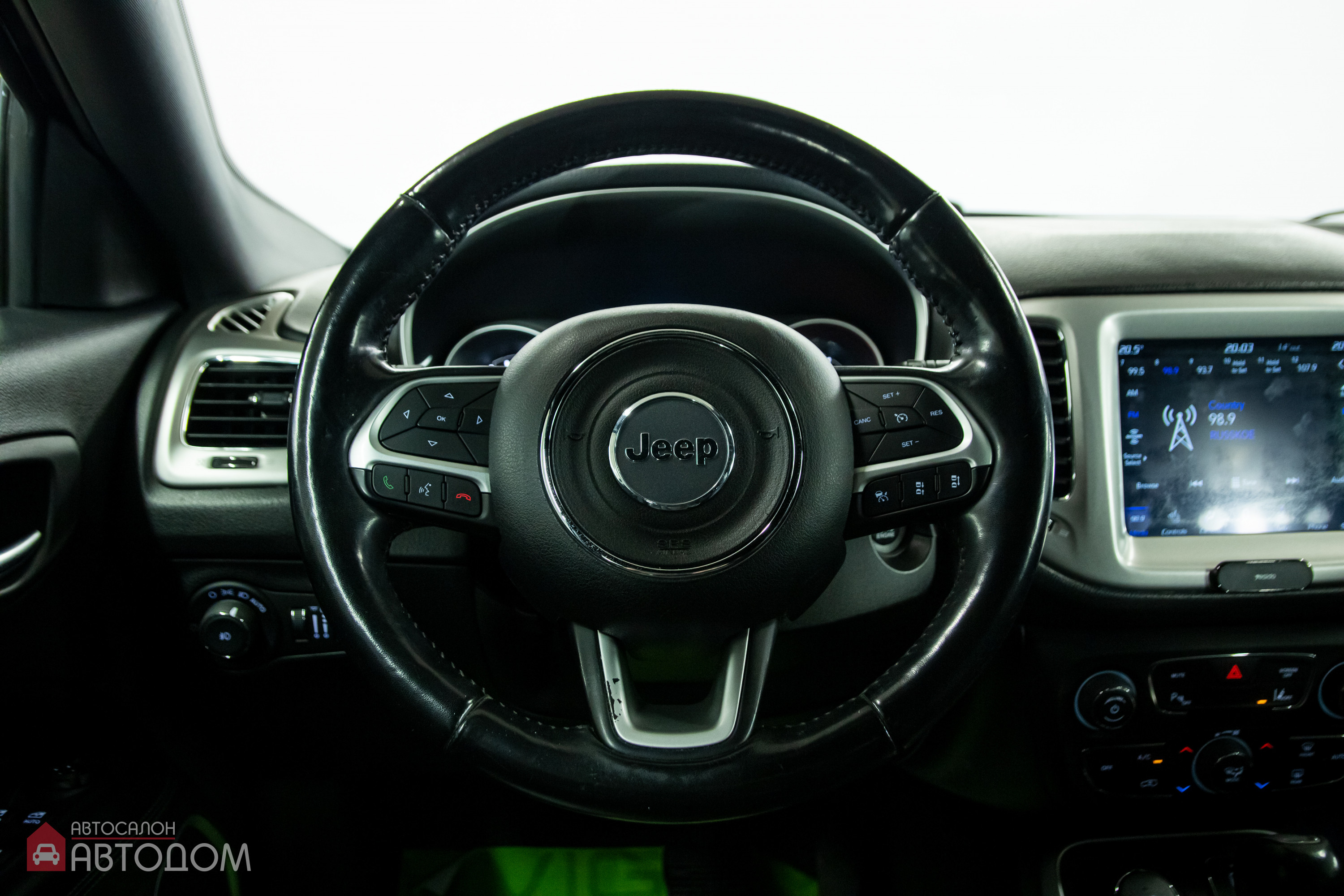  Compass