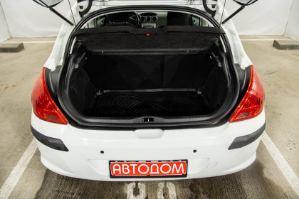 Продажа Peugeot 308 I 1.6 AT (120 л.с.) 2010 Белый в Автодом