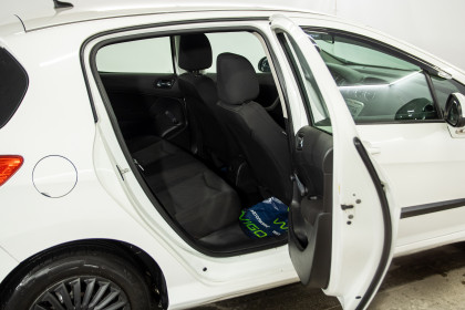 Продажа Peugeot 308 I 1.6 AT (120 л.с.) 2010 Белый в Автодом