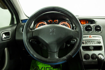 Продажа Peugeot 308 I 1.6 AT (120 л.с.) 2010 Белый в Автодом
