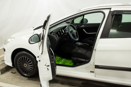 Продажа Peugeot 308 I 1.6 AT (120 л.с.) 2010 Белый в Автодом