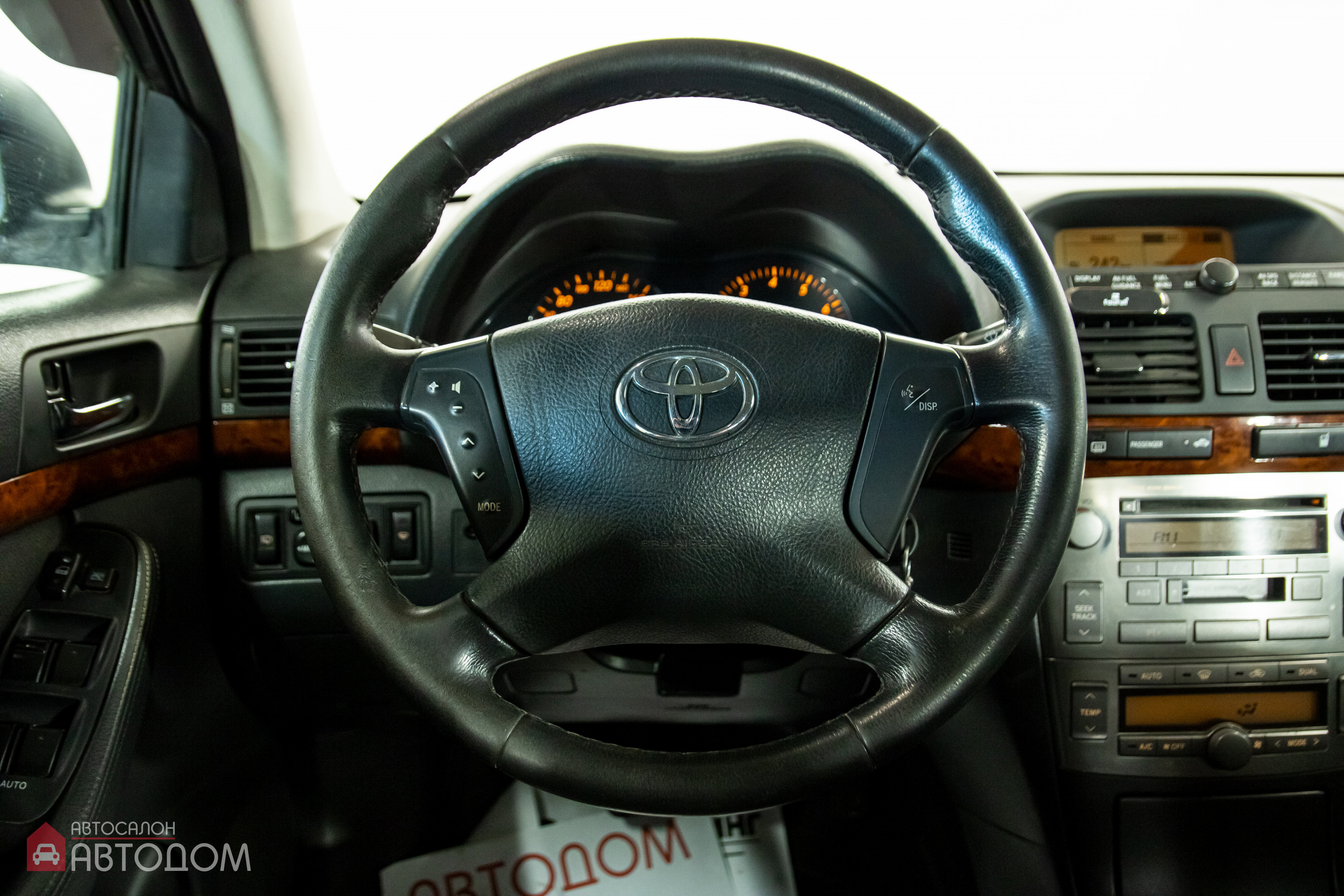  Avensis