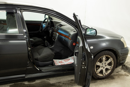 Продажа Toyota Avensis II 2.0 MT (147 л.с.) 2005 Черный в Автодом