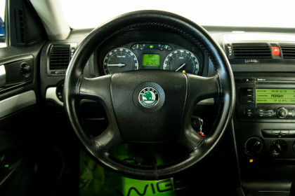 Продажа Skoda Octavia II (A5) 1.9 MT (105 л.с.) 2006 Синий в Автодом