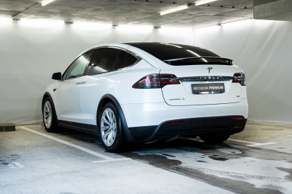 Продажа Tesla Model X I 90D 0.0 AT (525 л.с.) 2017 Белый в Автодом