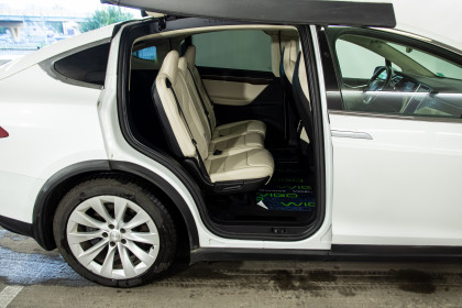 Продажа Tesla Model X I 90D 0.0 AT (525 л.с.) 2017 Белый в Автодом