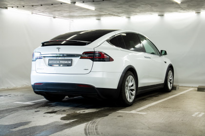 Продажа Tesla Model X I 90D 0.0 AT (525 л.с.) 2017 Белый в Автодом