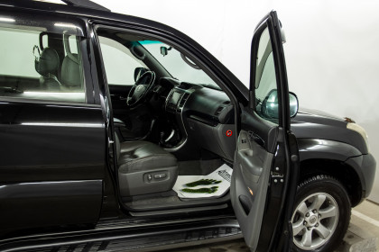 Продажа Toyota Land Cruiser Prado 120 Series 4-speed 4.0 AT (249 л.с.) 2007 Черный в Автодом