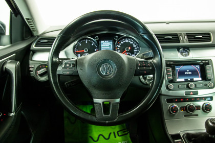 Продажа Volkswagen Passat B7 1.6 MT (105 л.с.) 2012 Черный в Автодом