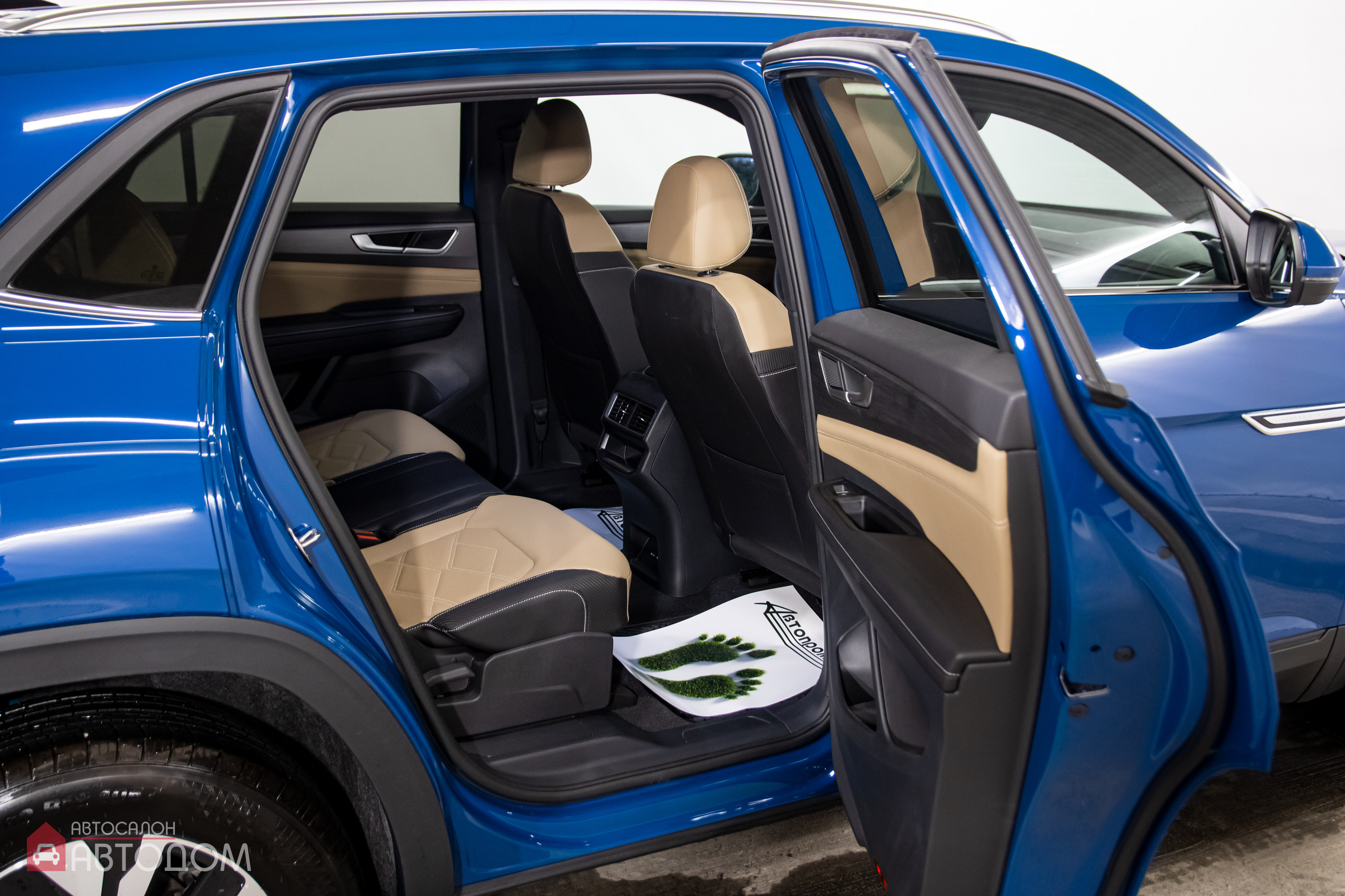  Atlas Cross Sport