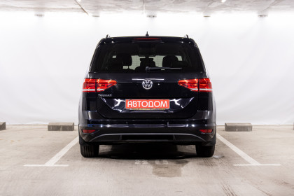 Продажа Volkswagen Touran II 1.6 AMT (115 л.с.) 2018 Черный в Автодом