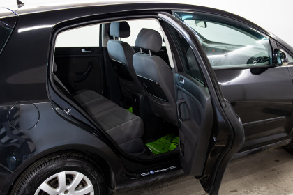 Продажа Volkswagen Golf Plus I 1.9 AMT (105 л.с.) 2006 Черный в Автодом