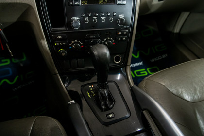 Продажа Volvo XC70 I Рестайлинг 2.5 AT (210 л.с.) 2005 Зеленый в Автодом