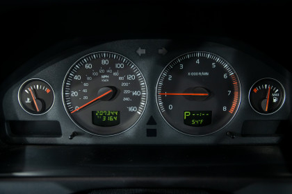 Продажа Volvo XC70 I Рестайлинг 2.5 AT (210 л.с.) 2005 Зеленый в Автодом