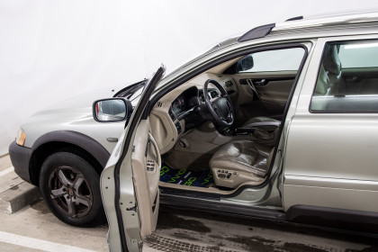 Продажа Volvo XC70 I Рестайлинг 2.5 AT (210 л.с.) 2005 Зеленый в Автодом