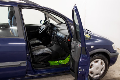 Продажа Opel Zafira A Рестайлинг 1.6 MT (101 л.с.) 2003 Синий в Автодом