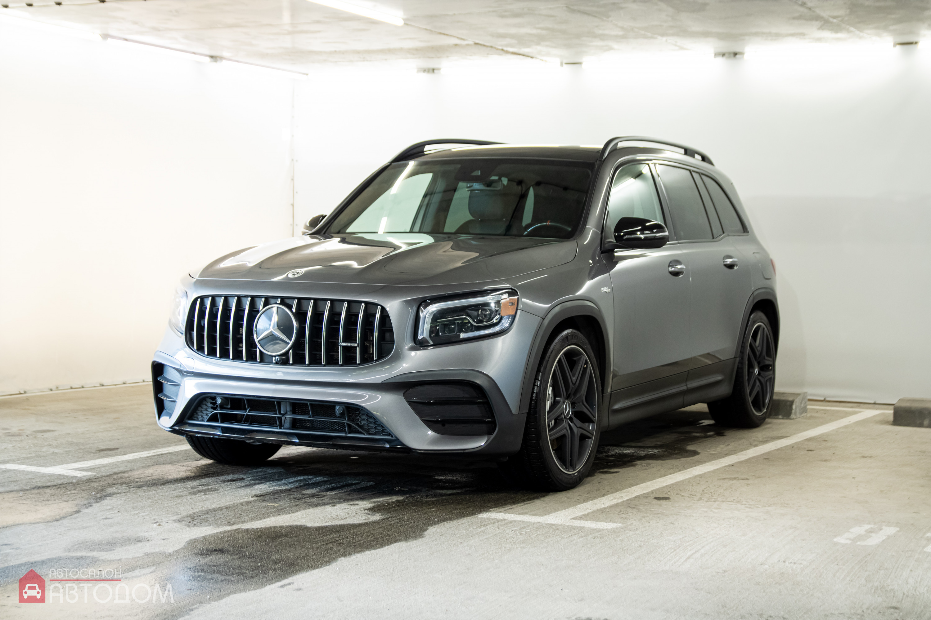 Автомобиль Mercedes-Benz GLB AMG (2022)