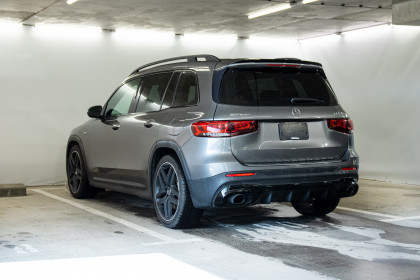 Продажа Mercedes-Benz GLB AMG I (X247) 35 AMG 2.0 AMT (306 л.с.) 2022 Серый в Автодом